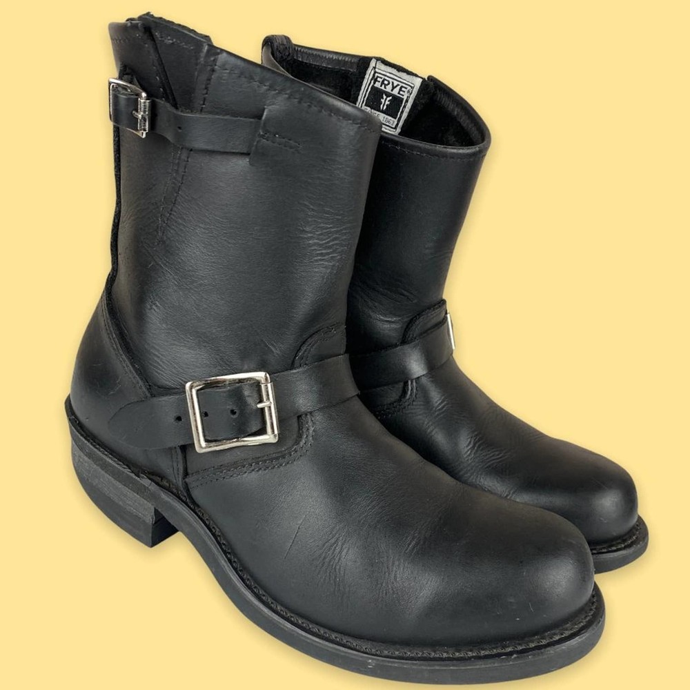 FRYE Sz 7 Engineer 8R Buckle Strap Unlined Oiled Leather Boots